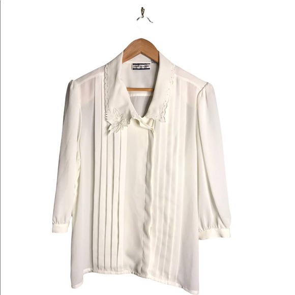 Vintage Dana Alexander | White Lace Detail Button Down Blouse - Picture 2 of 8